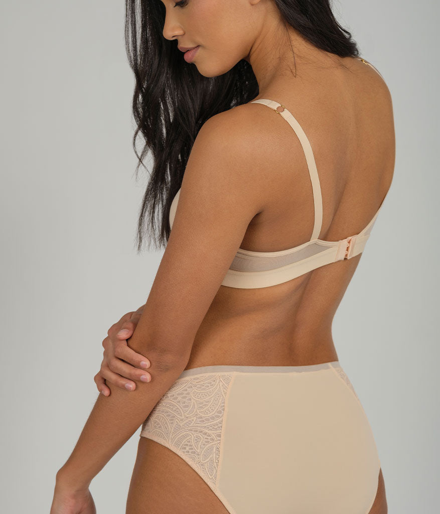 The Low Back Strapless: Toasted Almond