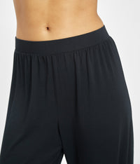  relaxed hip in the LIVELY all-day jet black jogger