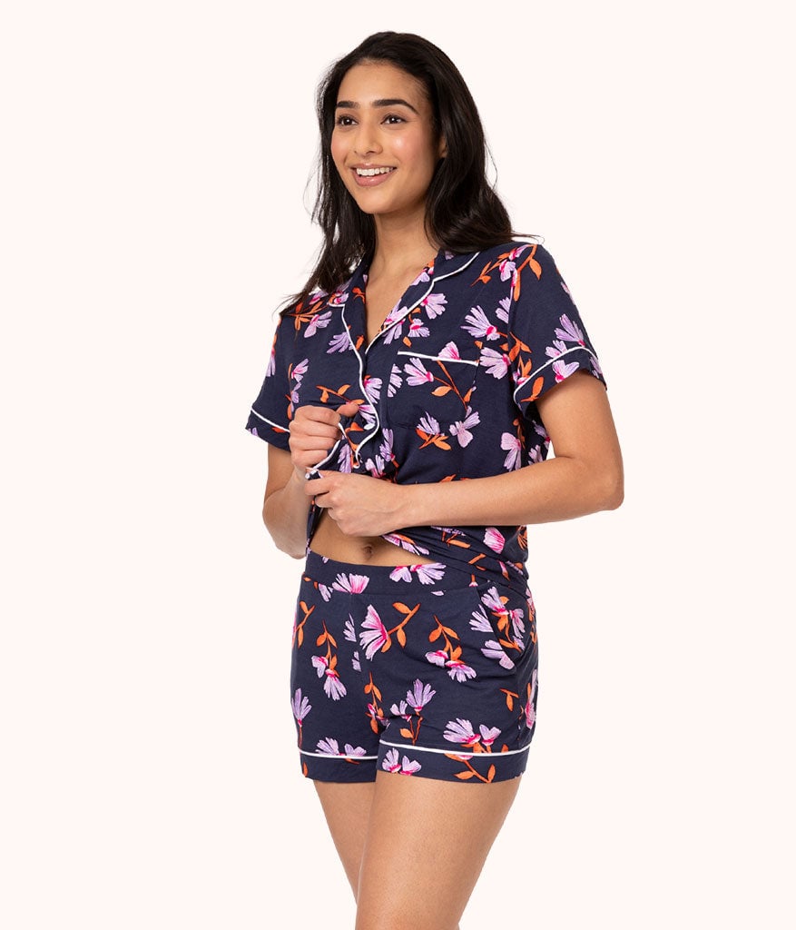 The All-Day Lounge Short: Navy Daisy