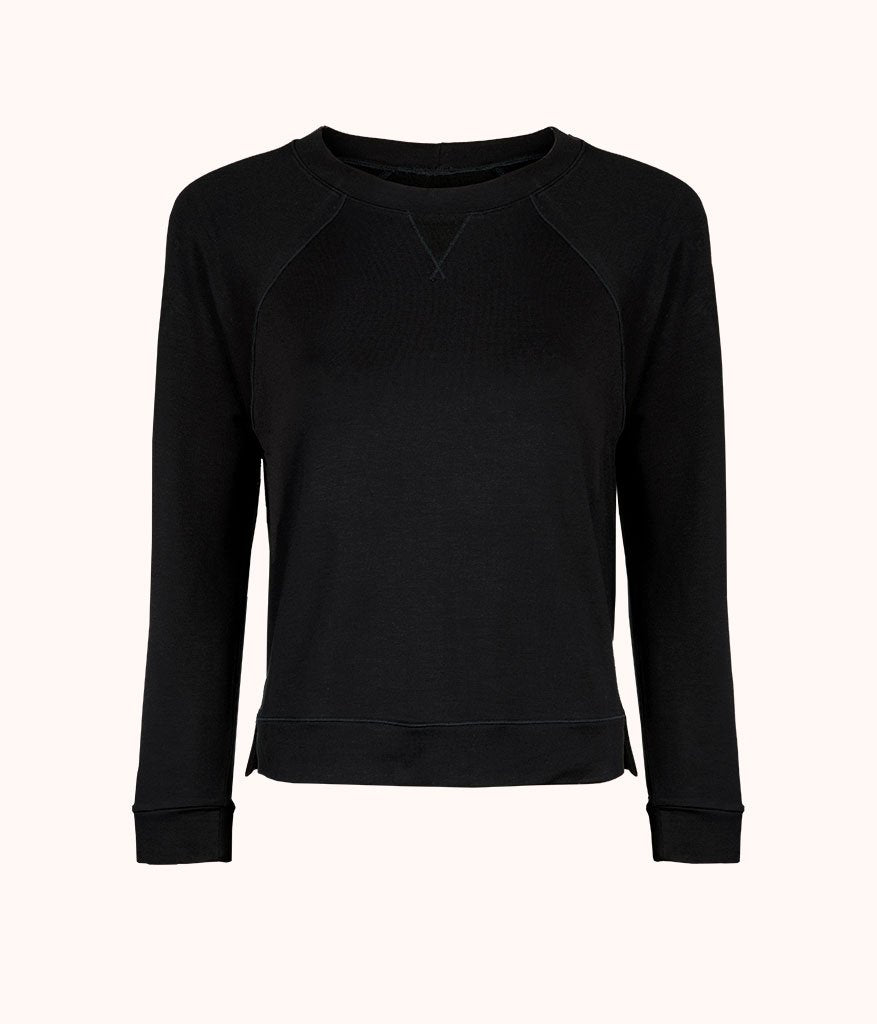 Black soft sweatshirt 2025