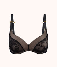 The Smooth Lace No-Wire Push-Up Bra: Jet Black/Soft Pink